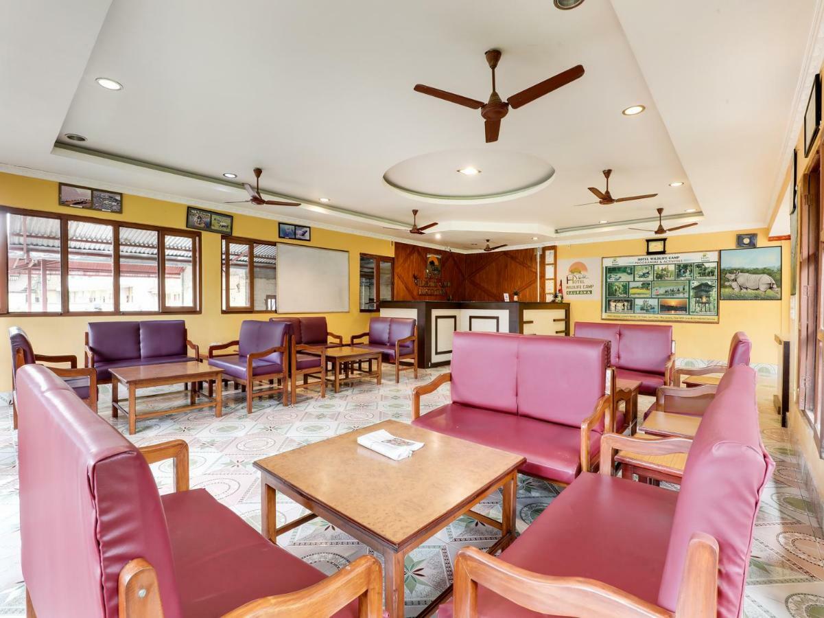Hotel Wildlife Camp Sauraha Eksteriør billede